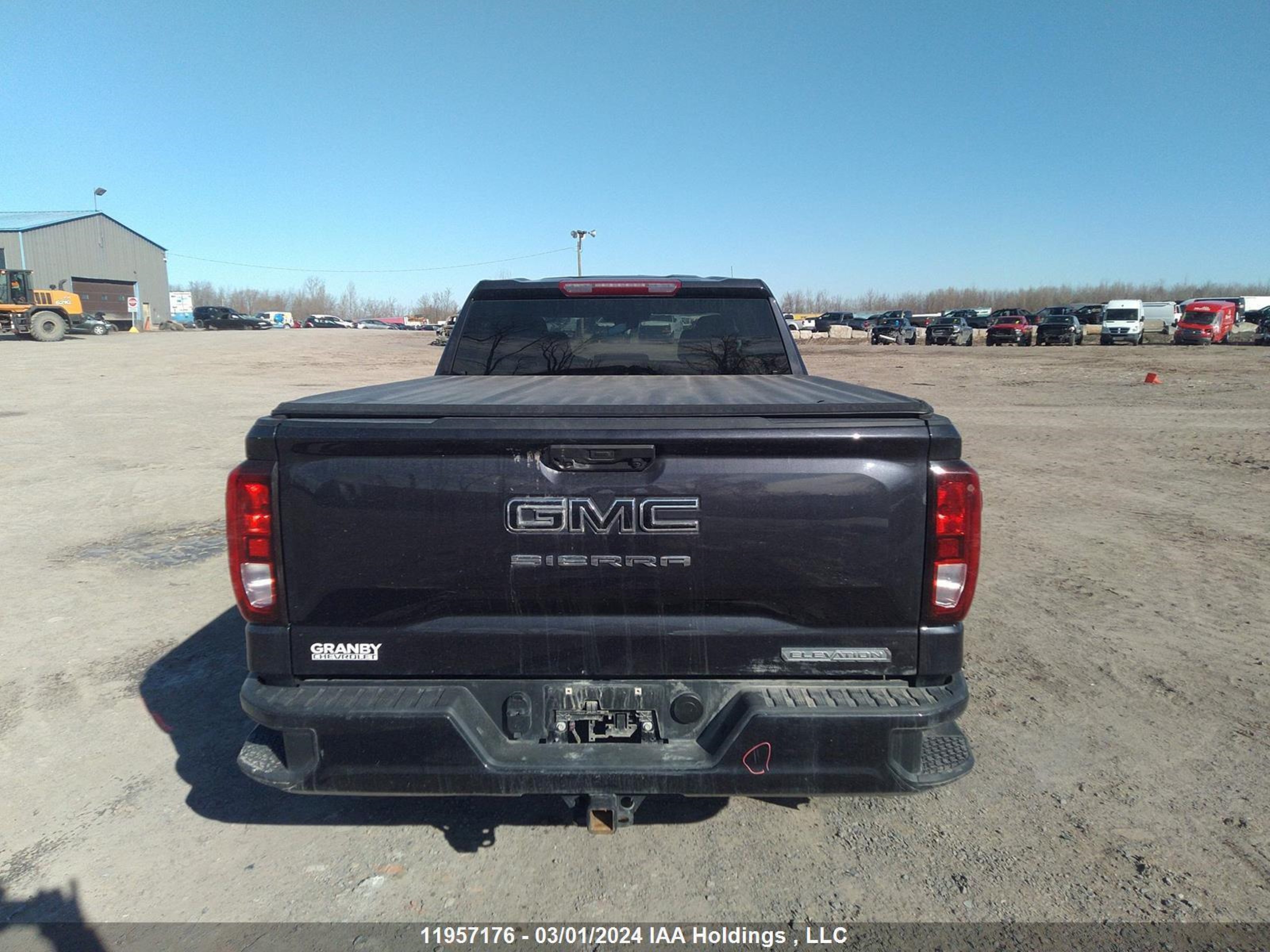 Photo 15 VIN: 3GTPUCEKXPG239558 - GMC SIERRA 