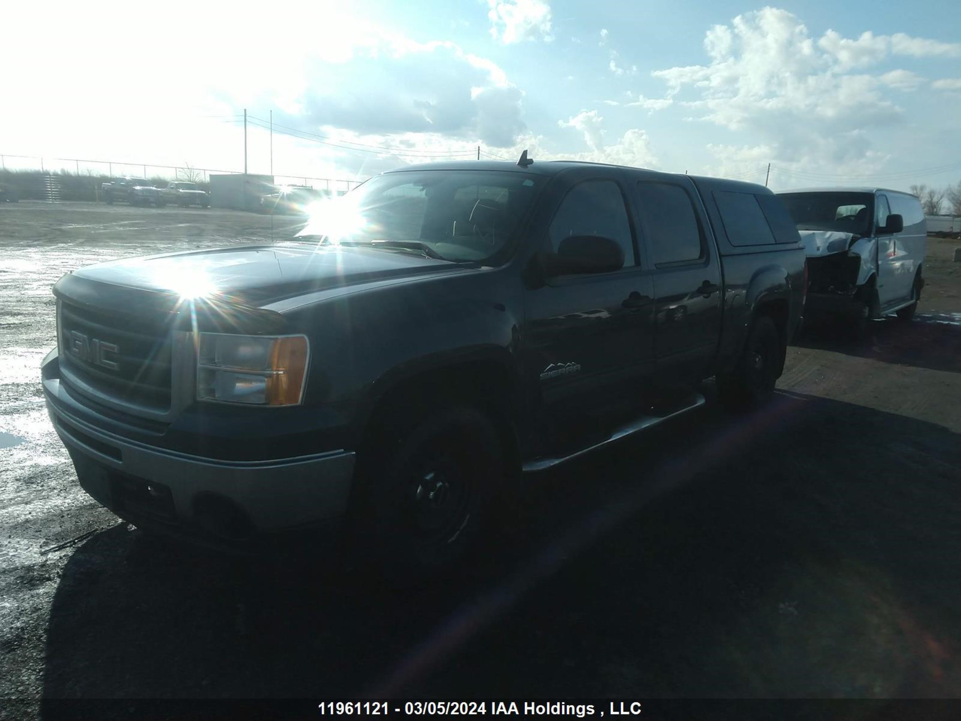 Photo 1 VIN: 3GTRCUEA9AG195133 - GMC SIERRA 