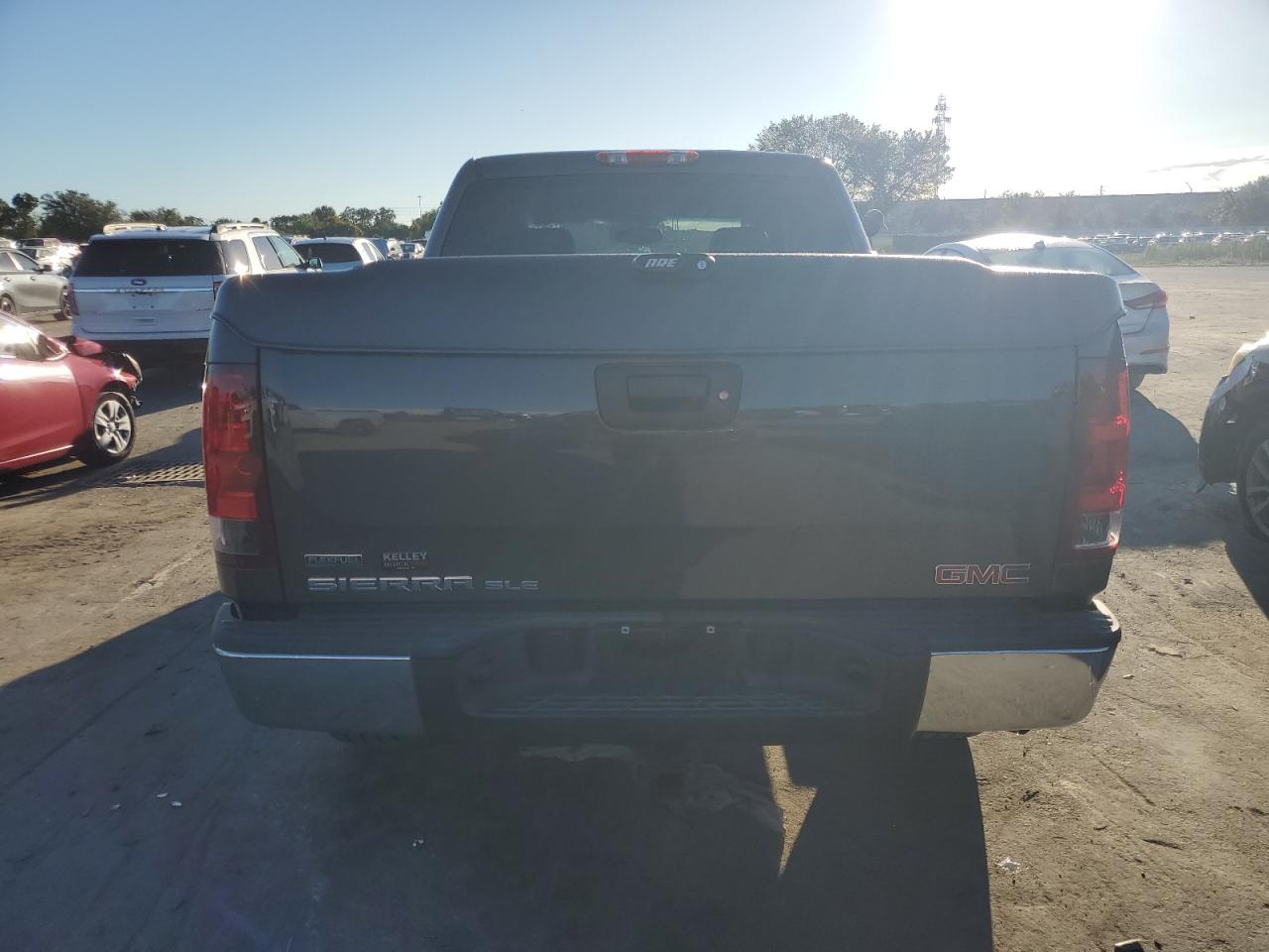 Photo 5 VIN: 3GTRCVE01AG251496 - GMC SIERRA 