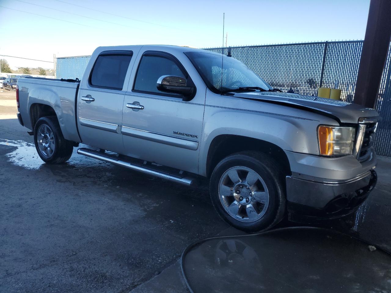 Photo 3 VIN: 3GTRCVE02AG191292 - GMC SIERRA 