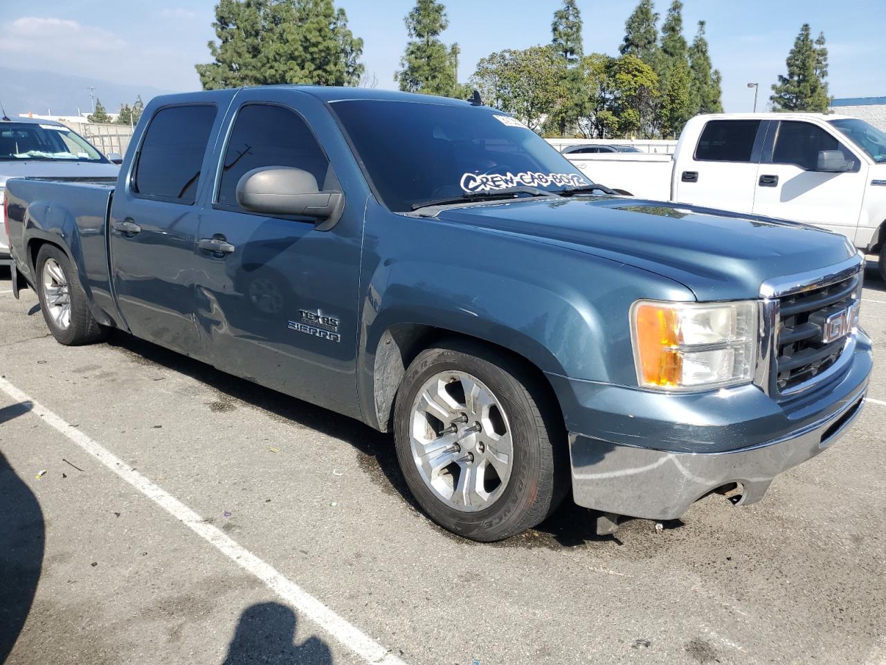 Photo 3 VIN: 3GTRCVE04AG154597 - GMC SIERRA 