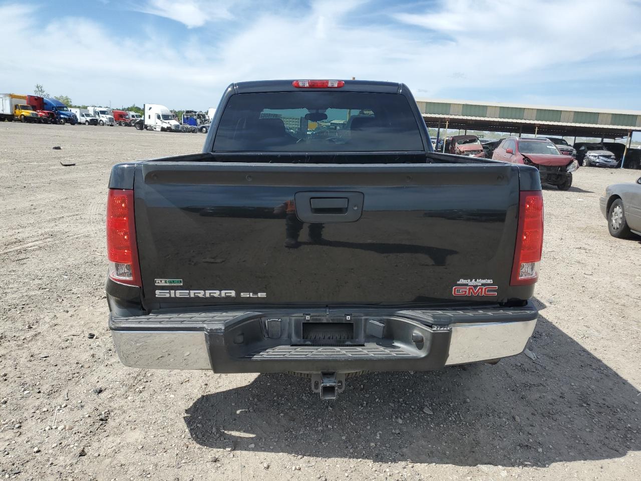 Photo 5 VIN: 3GTRCVE08AG155459 - GMC SIERRA 