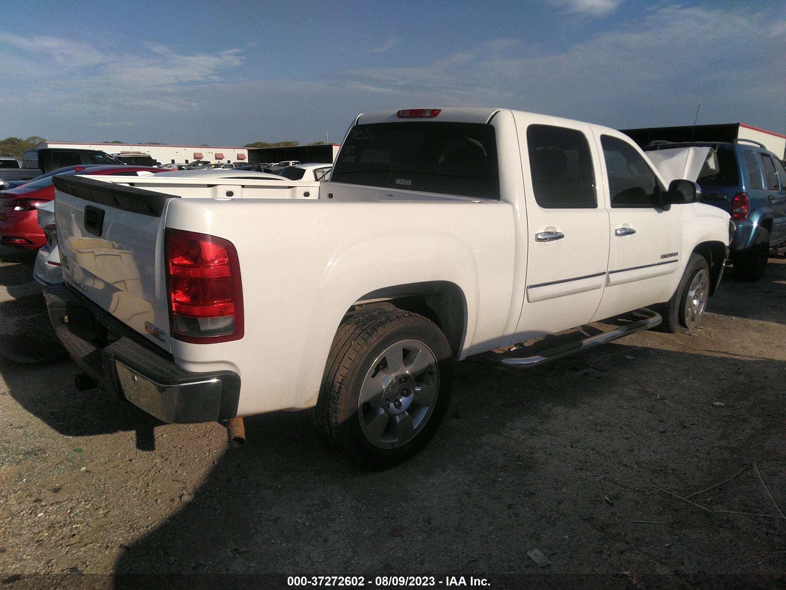 Photo 3 VIN: 3GTRCVE08AG254136 - GMC SIERRA 