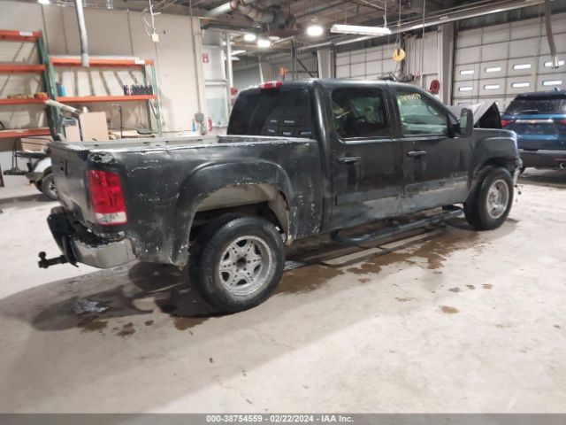 Photo 3 VIN: 3GTRKUEA5AG111361 - GMC SIERRA 1500 