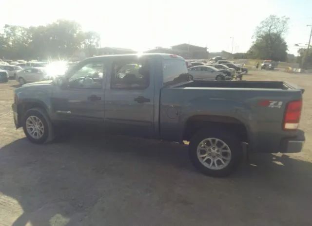 Photo 2 VIN: 3GTRKVE33AG121121 - GMC SIERRA 