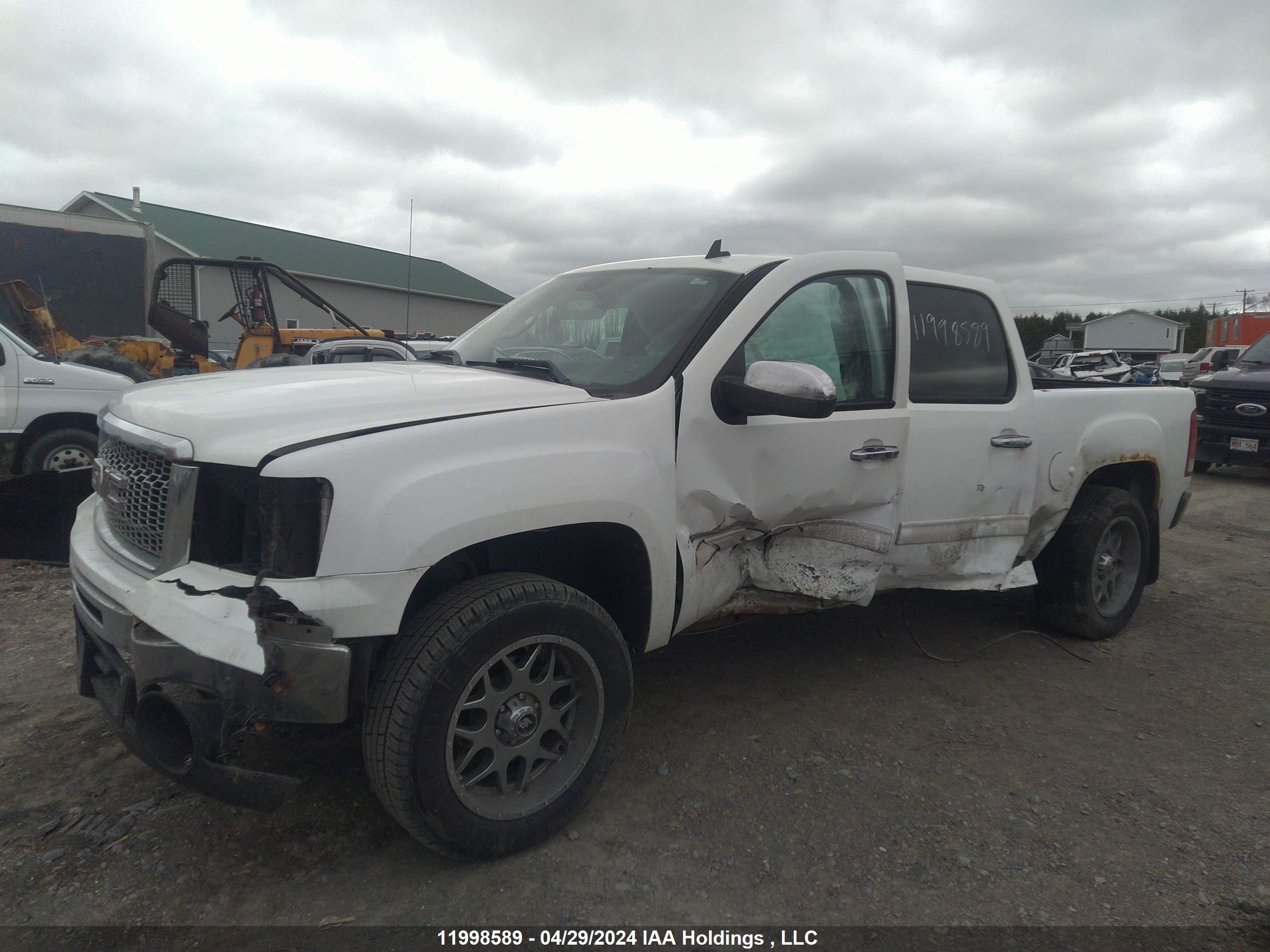 Photo 1 VIN: 3GTRKVE34AG257192 - GMC SIERRA 