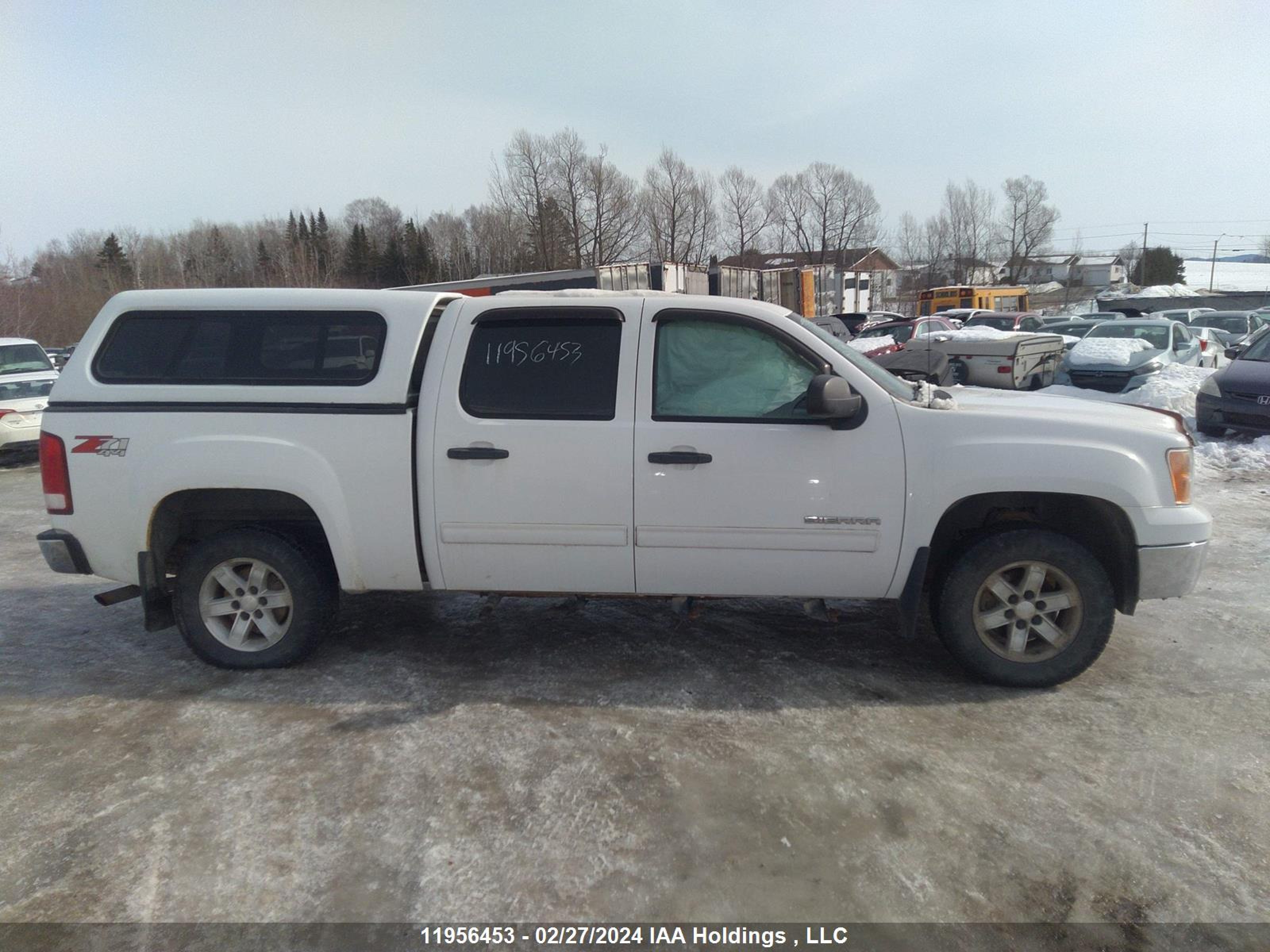 Photo 12 VIN: 3GTRKVE35AG122965 - GMC SIERRA 