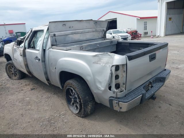 Photo 2 VIN: 3GTRKVE39AG142989 - GMC SIERRA 1500 