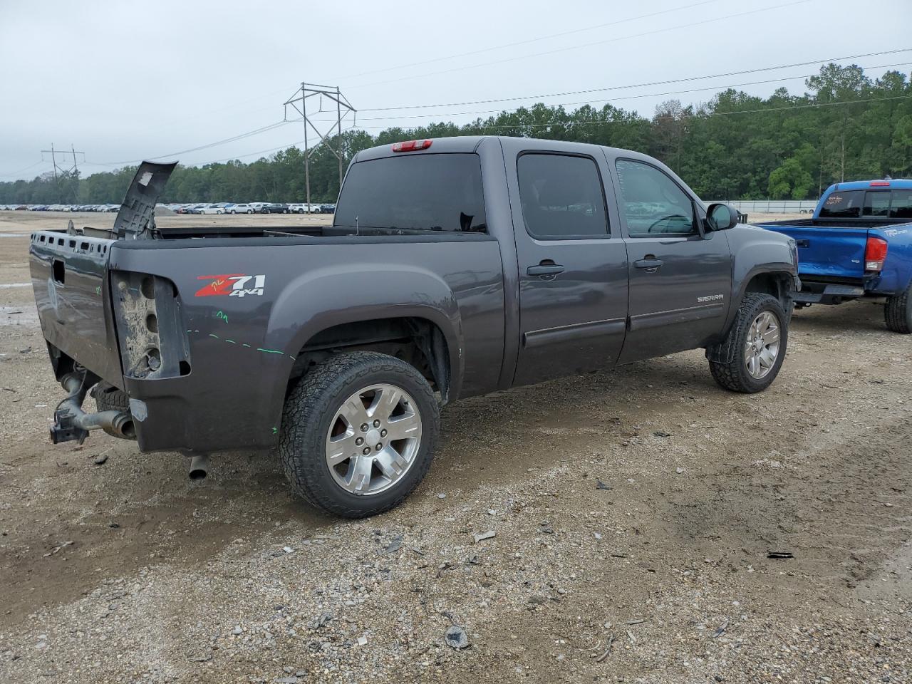 Photo 2 VIN: 3GTRKVE39AG242154 - GMC SIERRA 