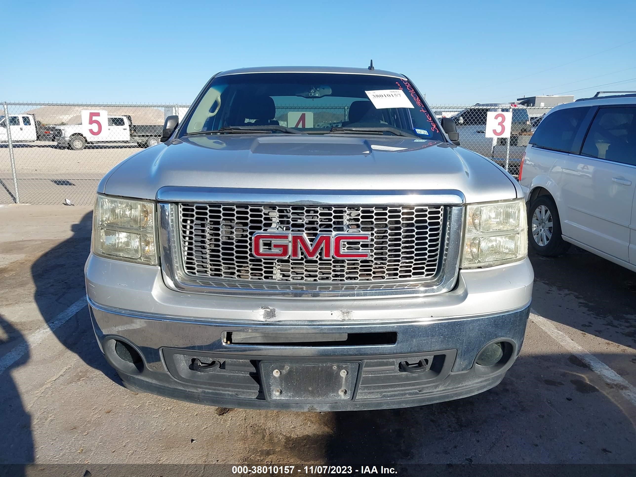 Photo 10 VIN: 3GTRKVE39AG264705 - GMC SIERRA 