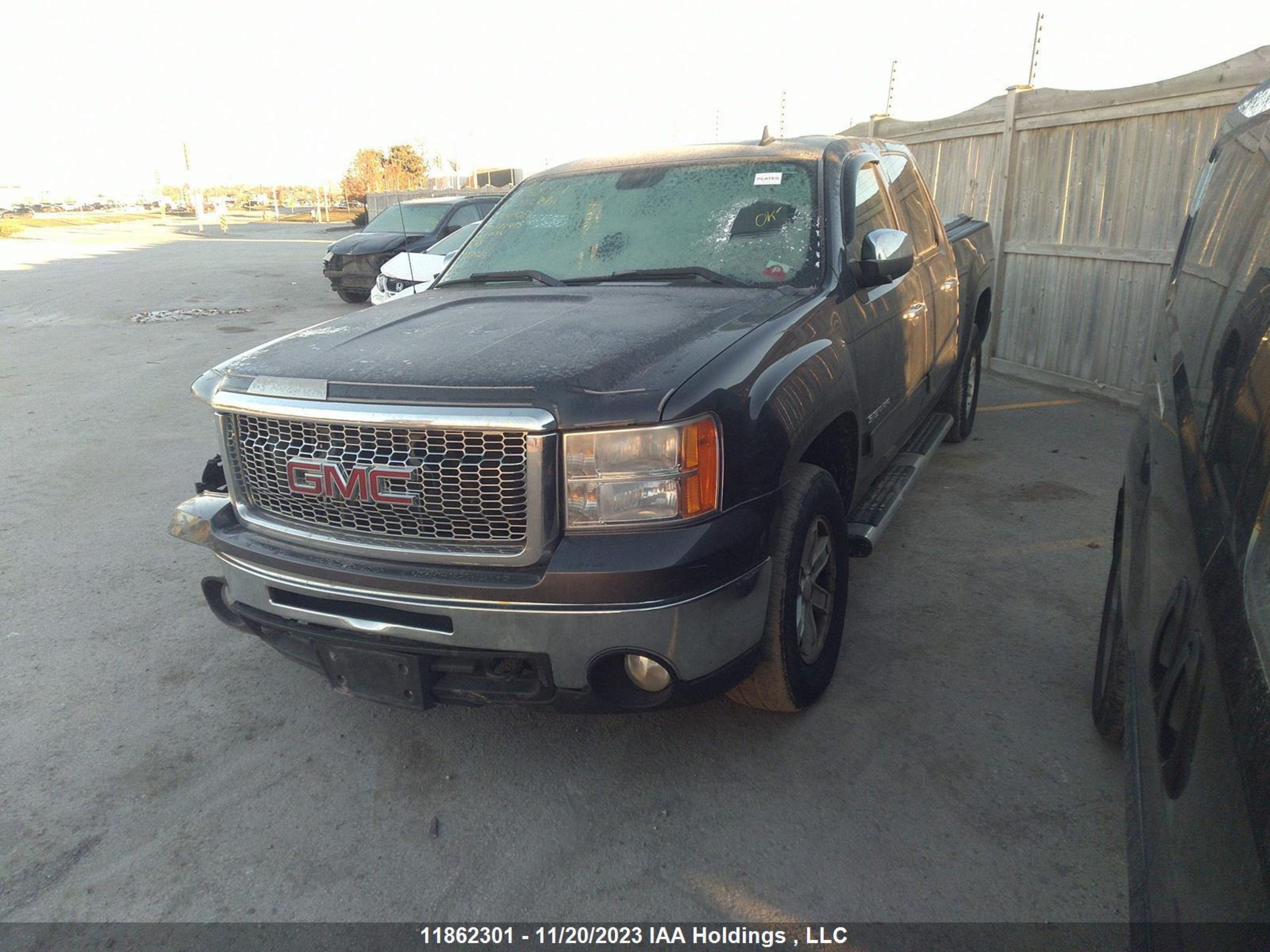 Photo 1 VIN: 3GTRKVEA7AG241051 - GMC SIERRA 