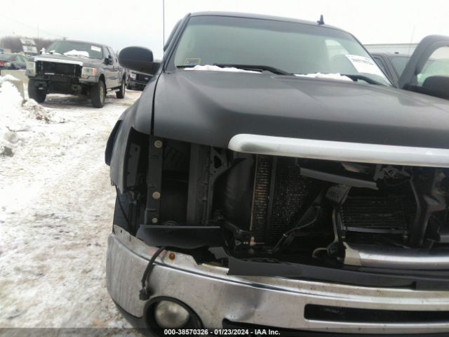 Photo 5 VIN: 3GTRKWE21AG254943 - GMC SIERRA 1500 