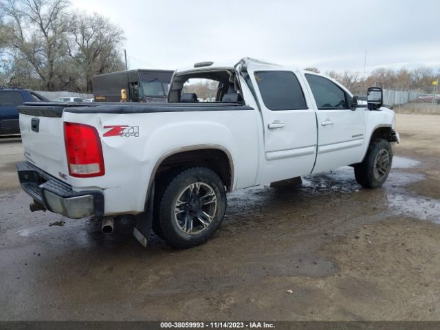 Photo 3 VIN: 3GTRKWE32AG112108 - GMC SIERRA 1500 