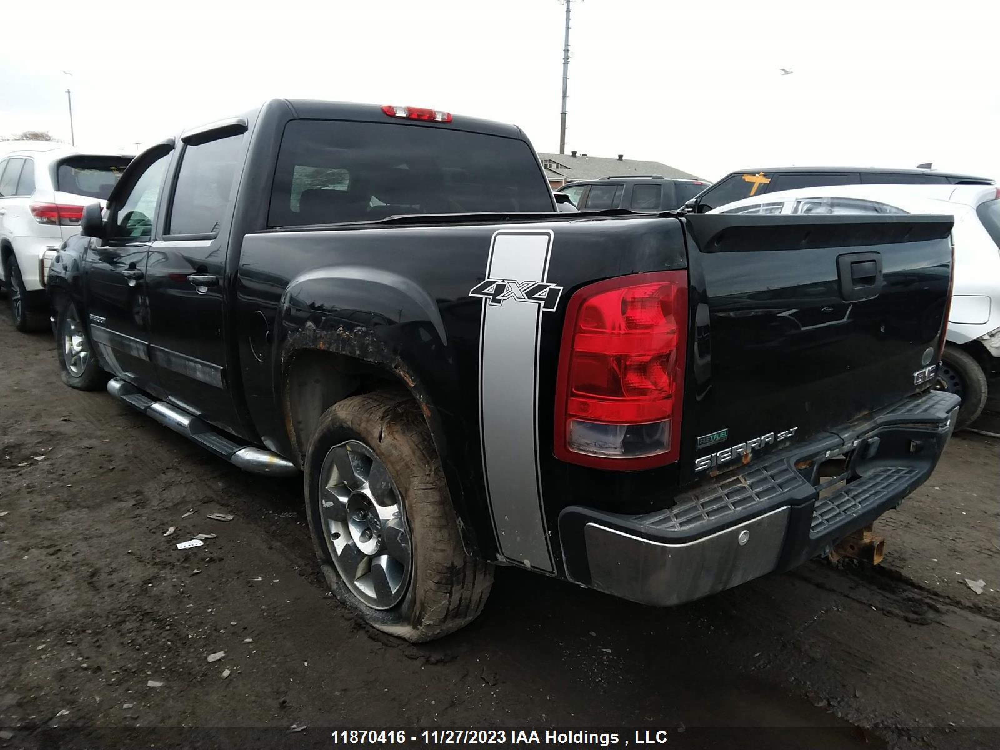 Photo 2 VIN: 3GTRKWE32AG118300 - GMC SIERRA 