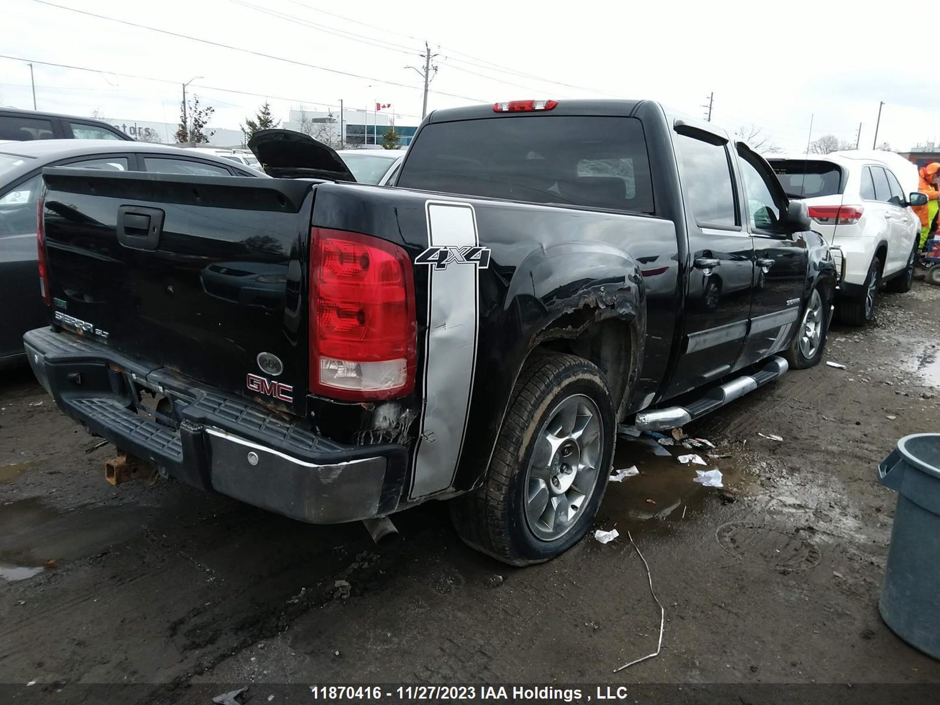 Photo 3 VIN: 3GTRKWE32AG118300 - GMC SIERRA 