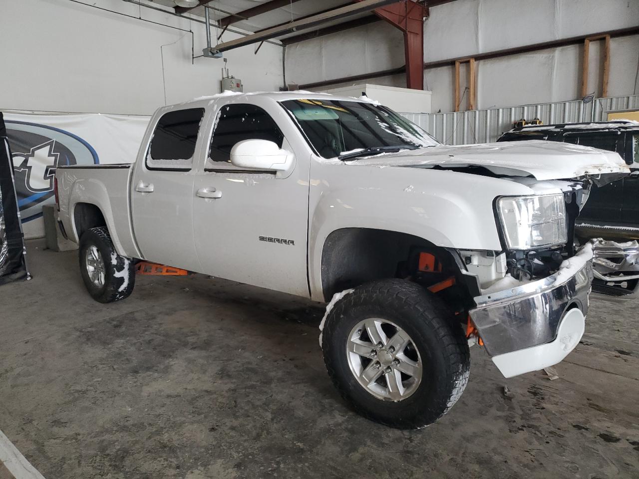 Photo 3 VIN: 3GTRKWE33AG133551 - GMC SIERRA 