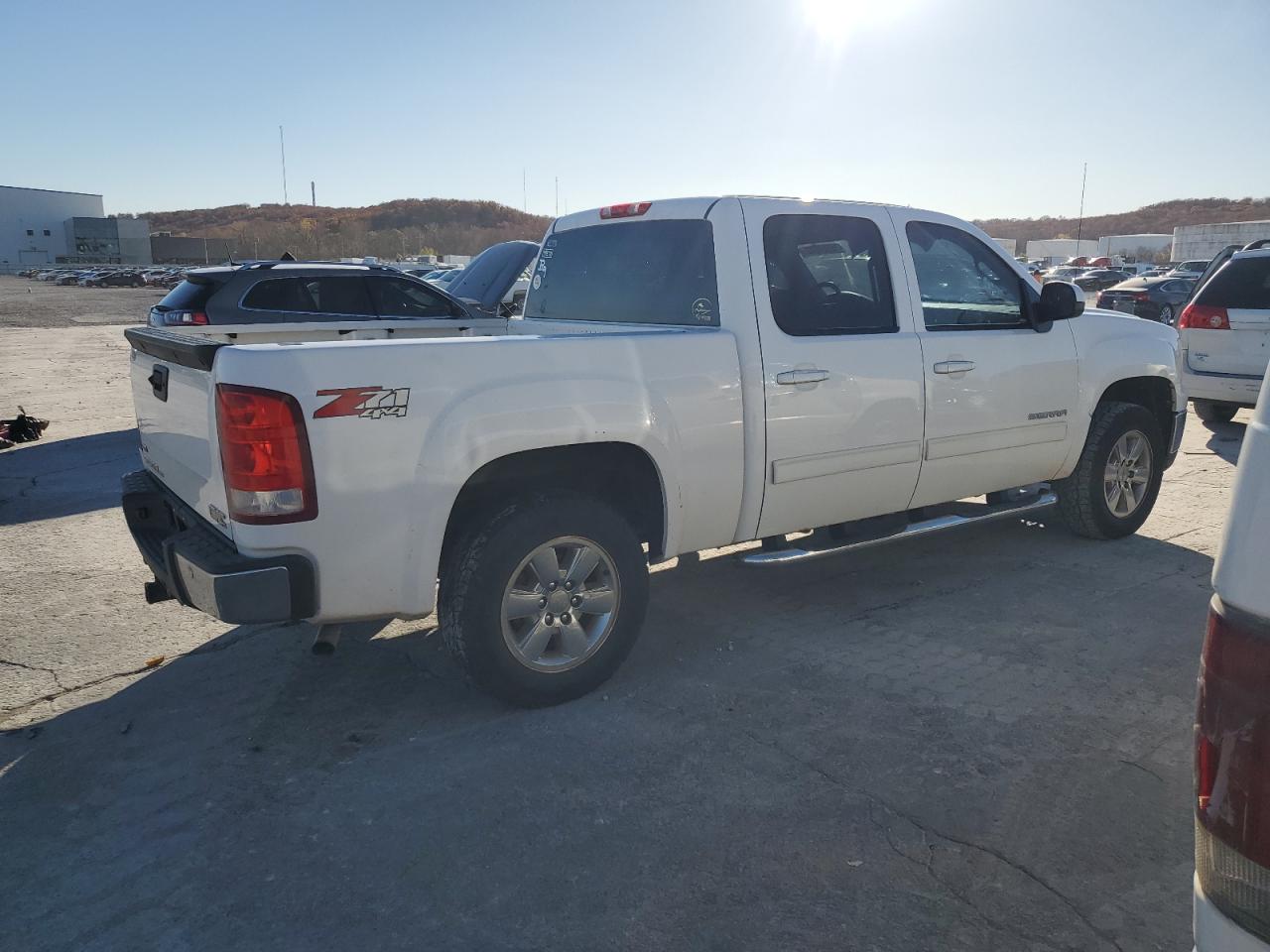 Photo 2 VIN: 3GTRKWE34AG169541 - GMC SIERRA 