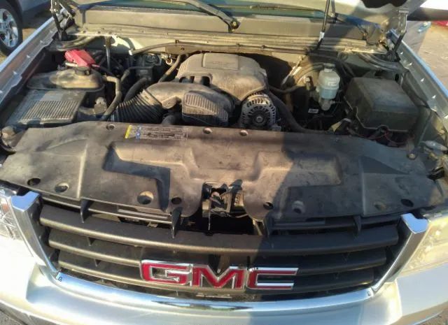 Photo 9 VIN: 3GTRKWE34AG210766 - GMC SIERRA 