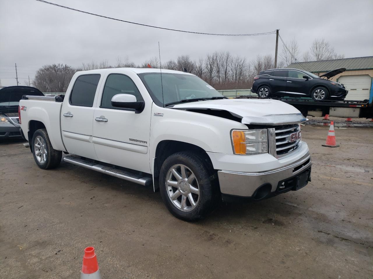 Photo 3 VIN: 3GTRKWE34AG215188 - GMC SIERRA 