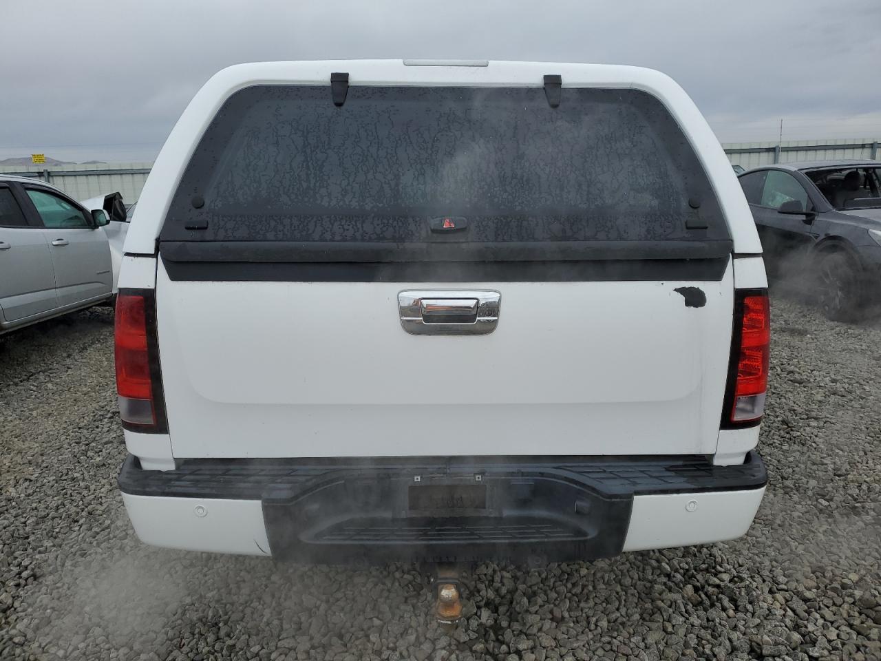 Photo 5 VIN: 3GTRKXE23AG180687 - GMC SIERRA 