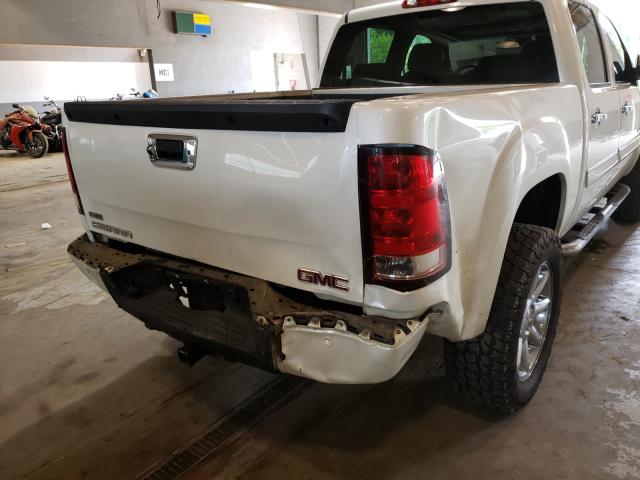 Photo 8 VIN: 3GTRKXE24AG277011 - GMC SIERRA C15 