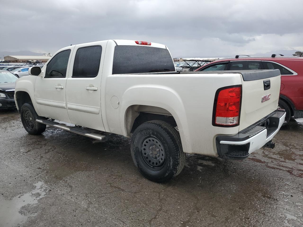 Photo 1 VIN: 3GTRKXE29AG239337 - GMC SIERRA 