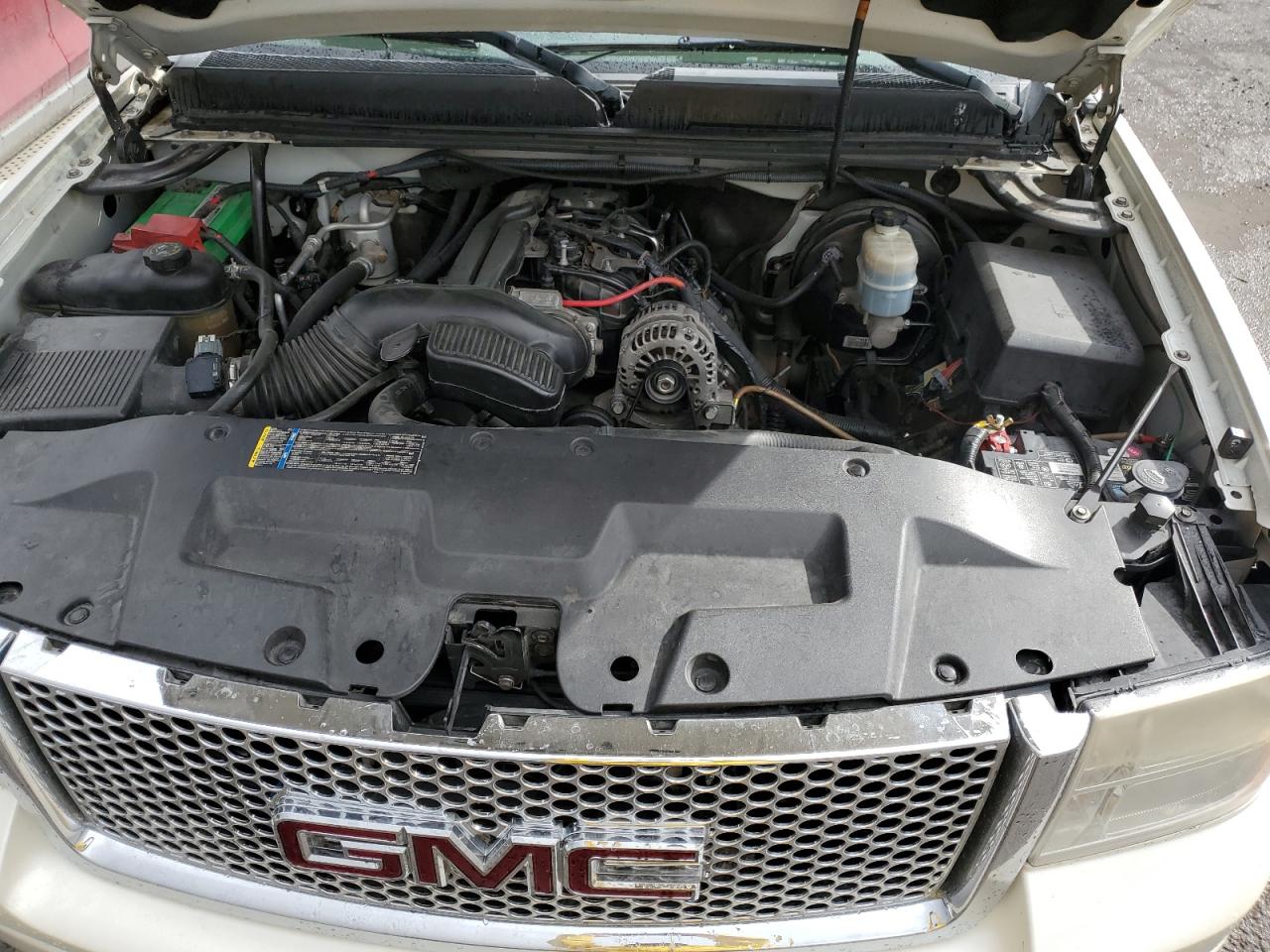 Photo 10 VIN: 3GTRKXE29AG239337 - GMC SIERRA 