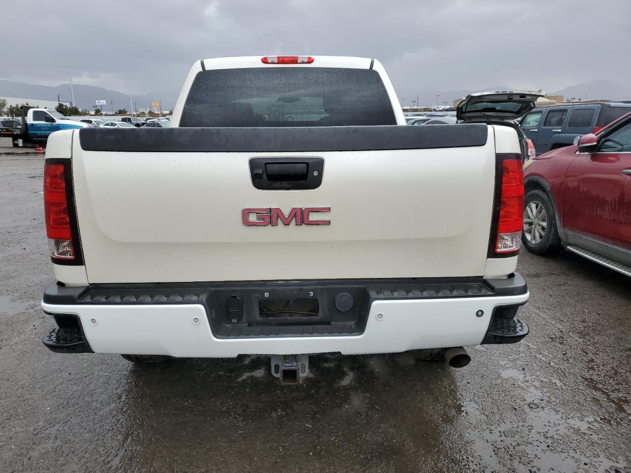 Photo 5 VIN: 3GTRKXE29AG239337 - GMC SIERRA 