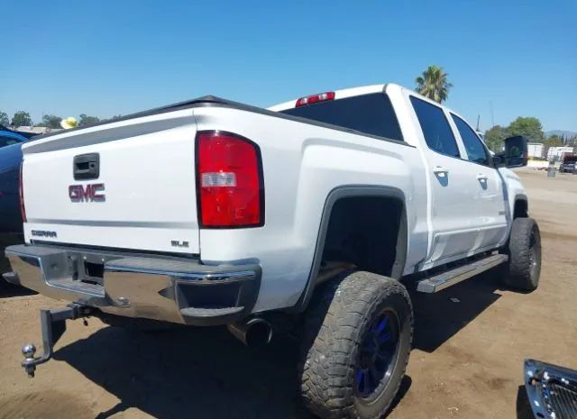 Photo 3 VIN: 3GTU1MEC9JG132213 - GMC SIERRA 1500 