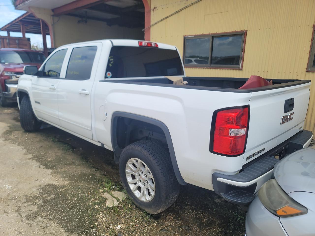 Photo 1 VIN: 3GTU2MEC1HG447742 - GMC SIERRA 