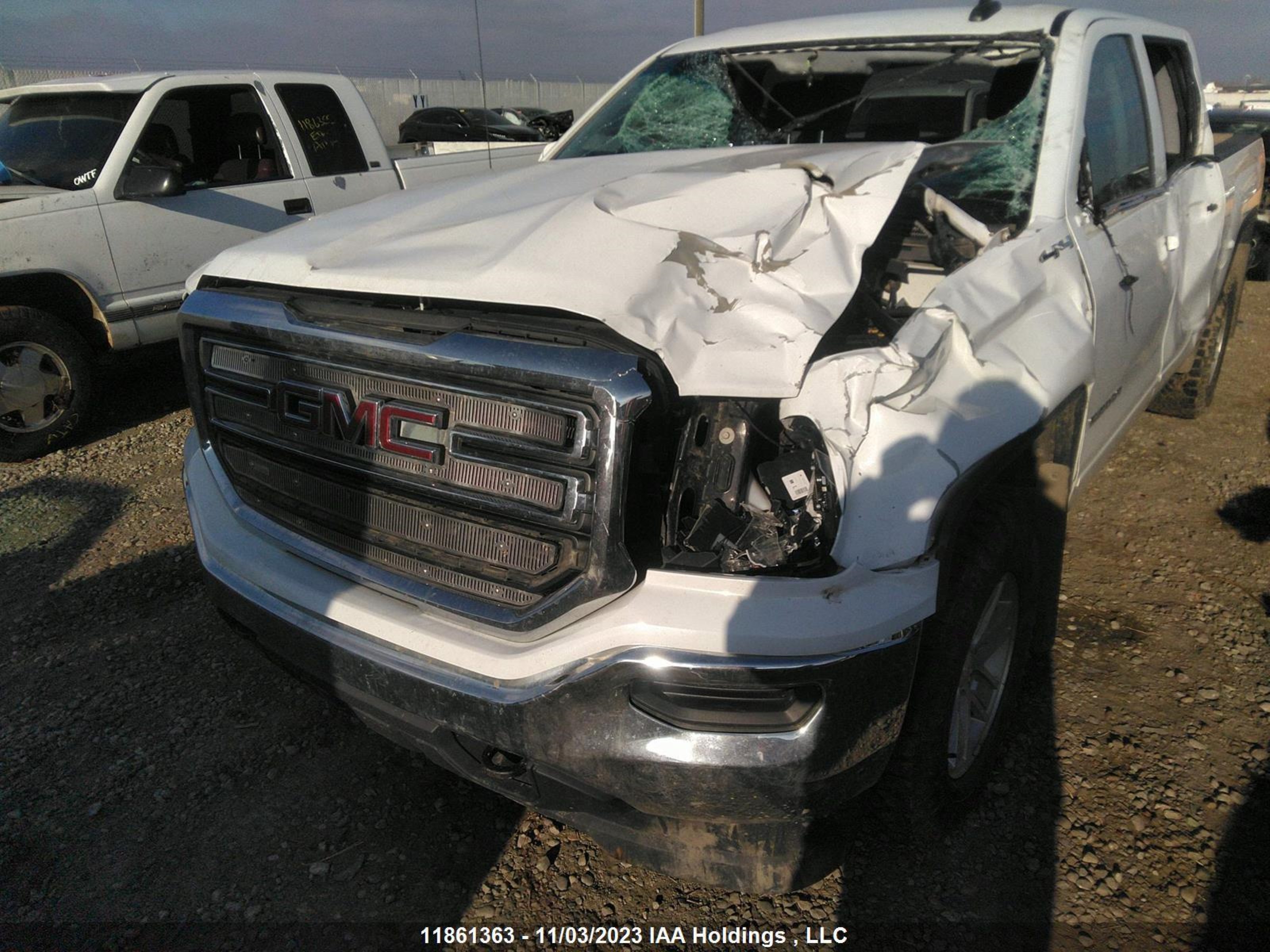 Photo 5 VIN: 3GTU2MEC3JG284470 - GMC SIERRA 