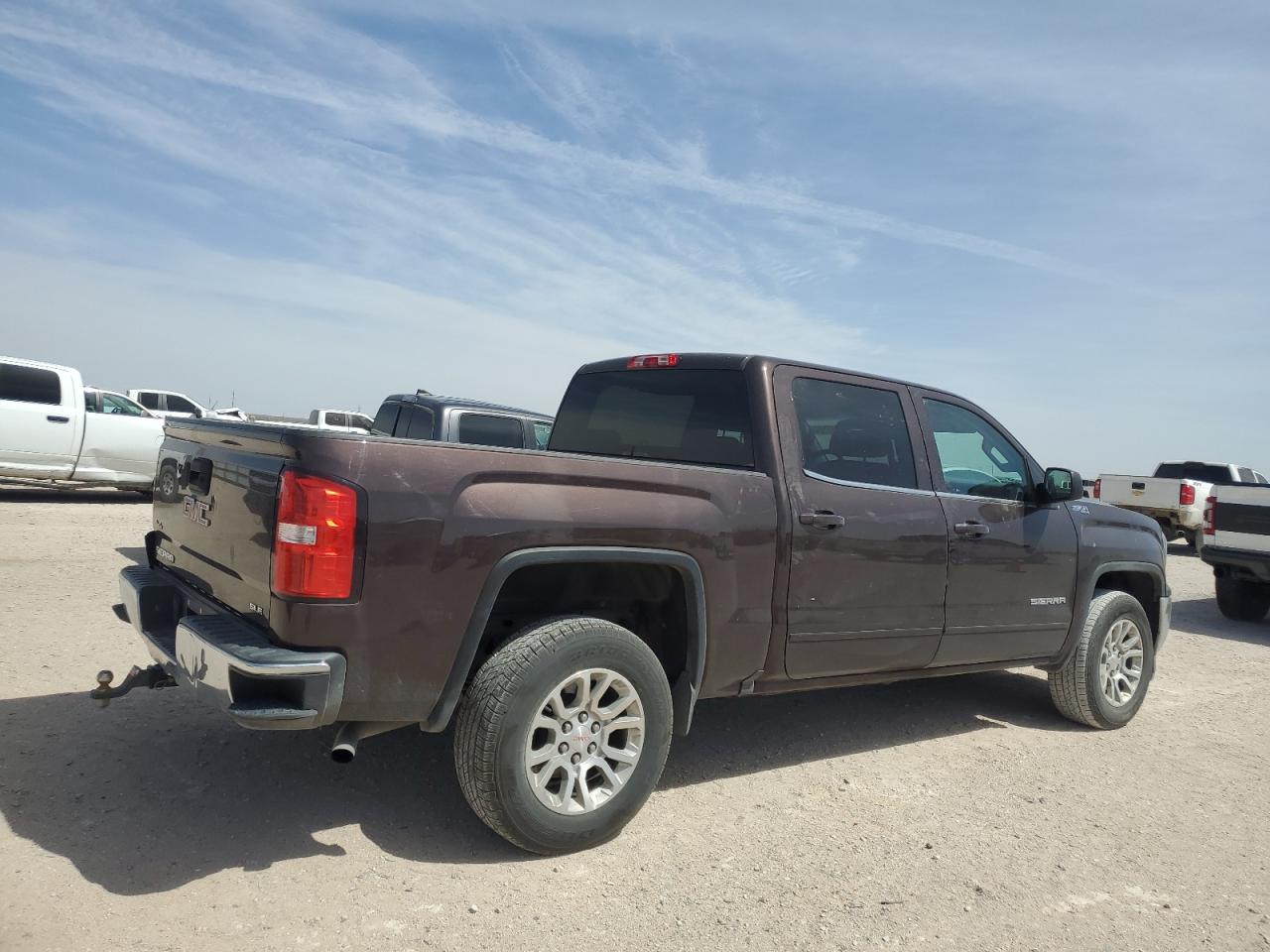 Photo 2 VIN: 3GTU2MEC5GG300922 - GMC SIERRA 