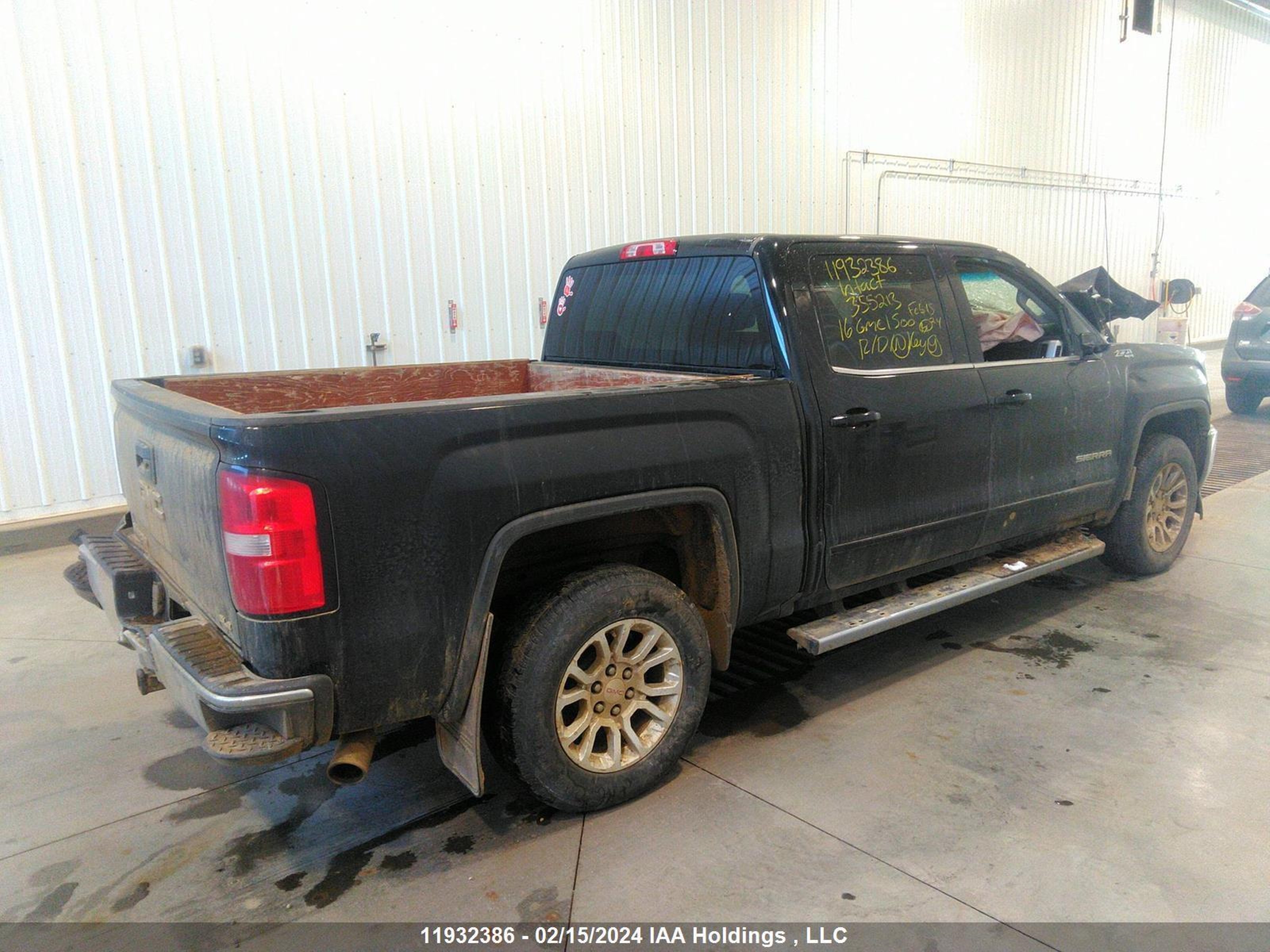 Photo 3 VIN: 3GTU2MEC9GG355213 - GMC SIERRA 