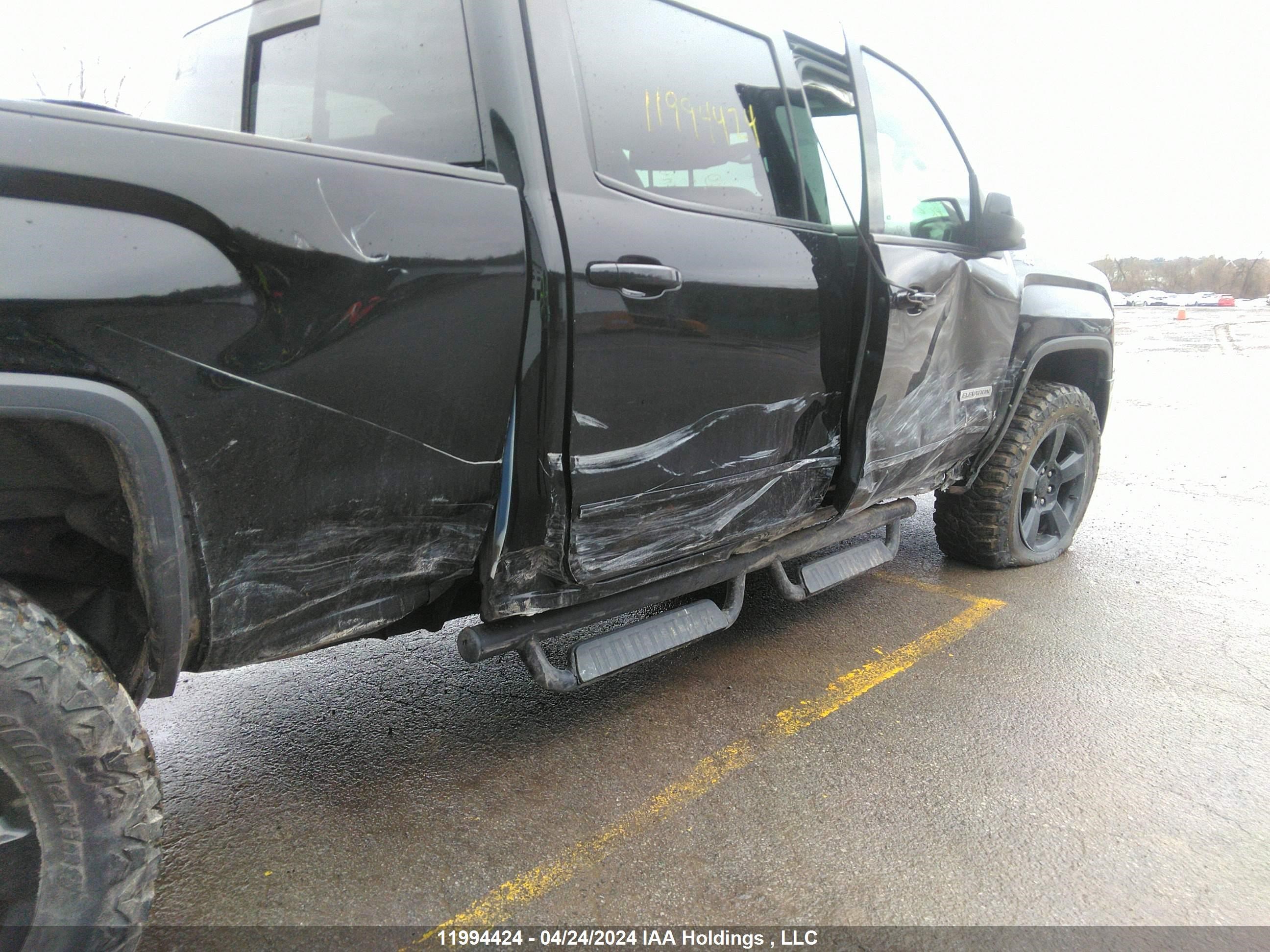 Photo 5 VIN: 3GTU2MEC9JG115182 - GMC SIERRA 