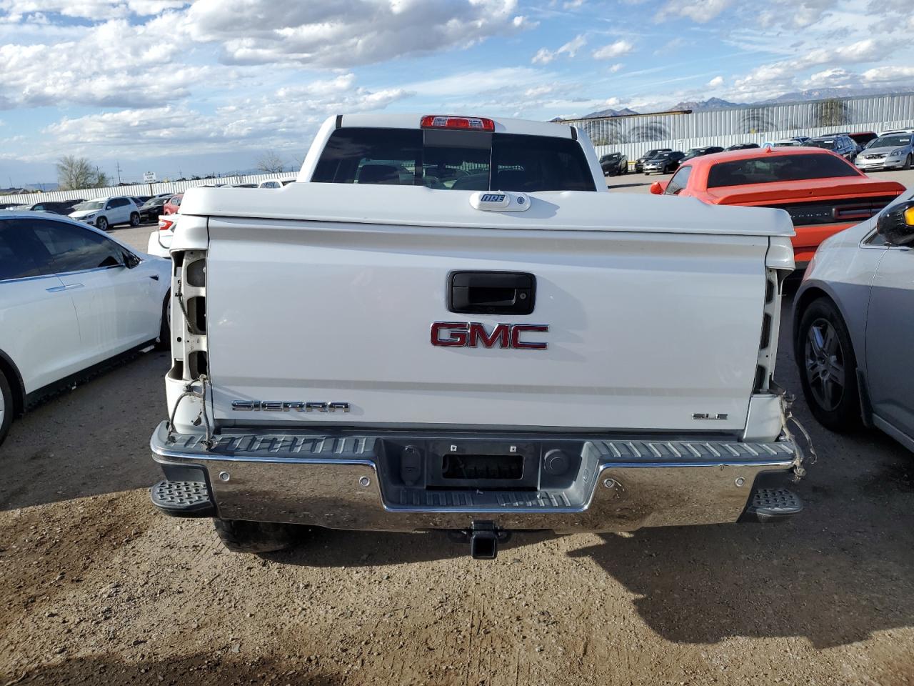 Photo 5 VIN: 3GTU2MECXGG358315 - GMC SIERRA 