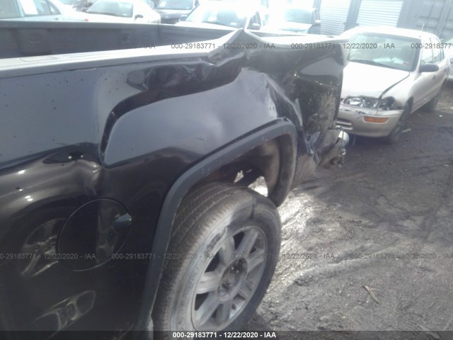 Photo 5 VIN: 3GTU2NEC0GG295781 - GMC SIERRA 1500 