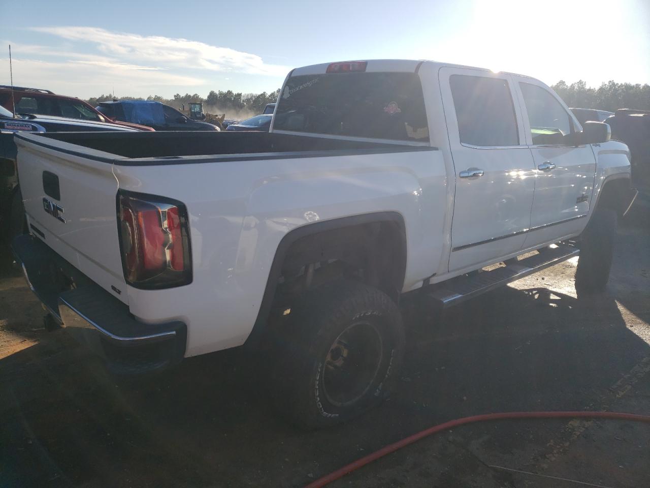 Photo 2 VIN: 3GTU2NEC1GG388115 - GMC SIERRA 