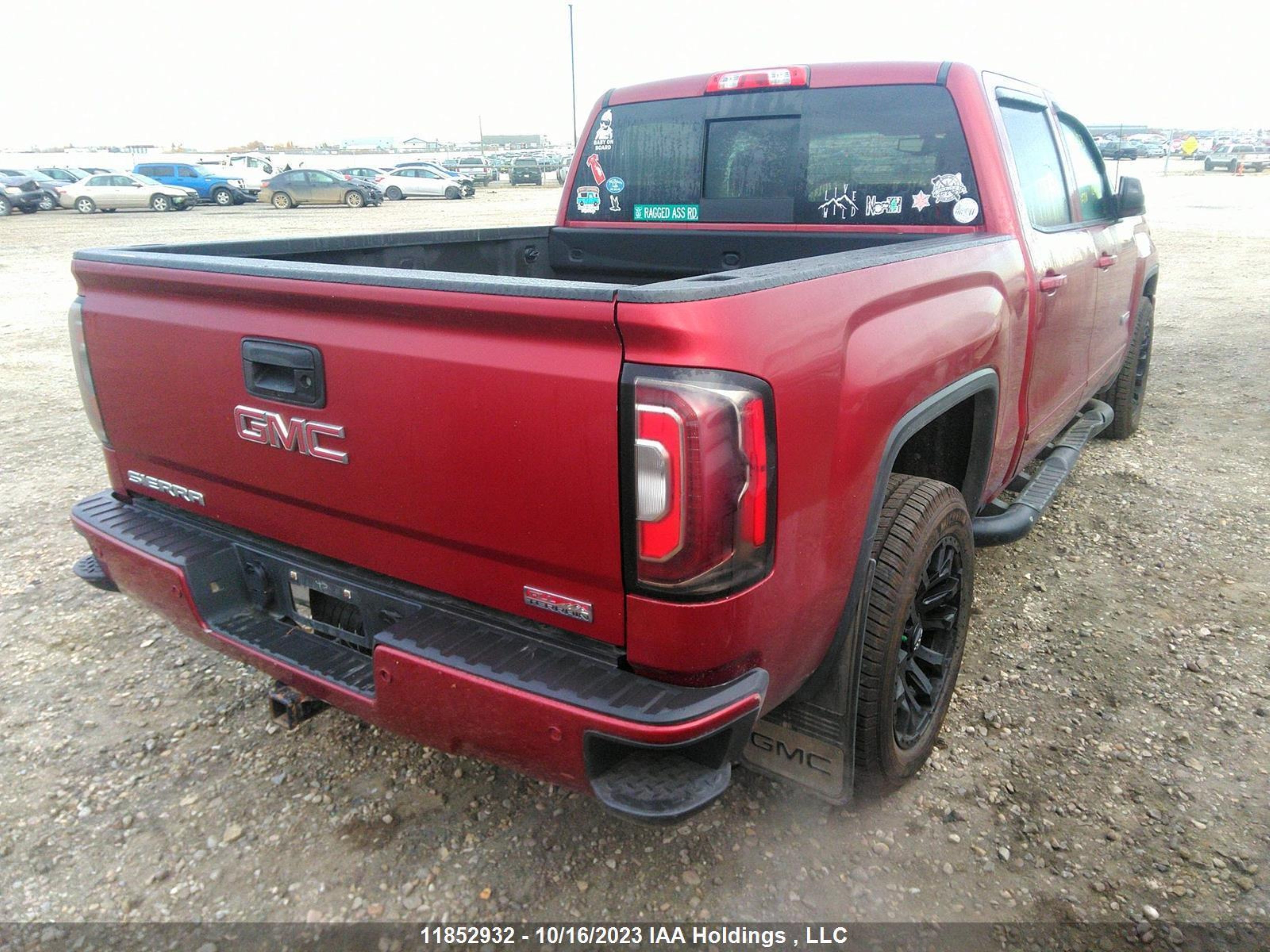 Photo 3 VIN: 3GTU2NEC1JG200488 - GMC SIERRA 