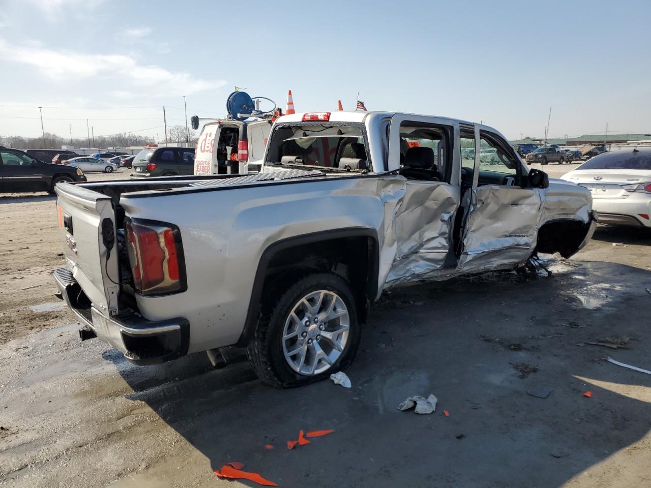 Photo 2 VIN: 3GTU2NEC2HG425125 - GMC SIERRA 