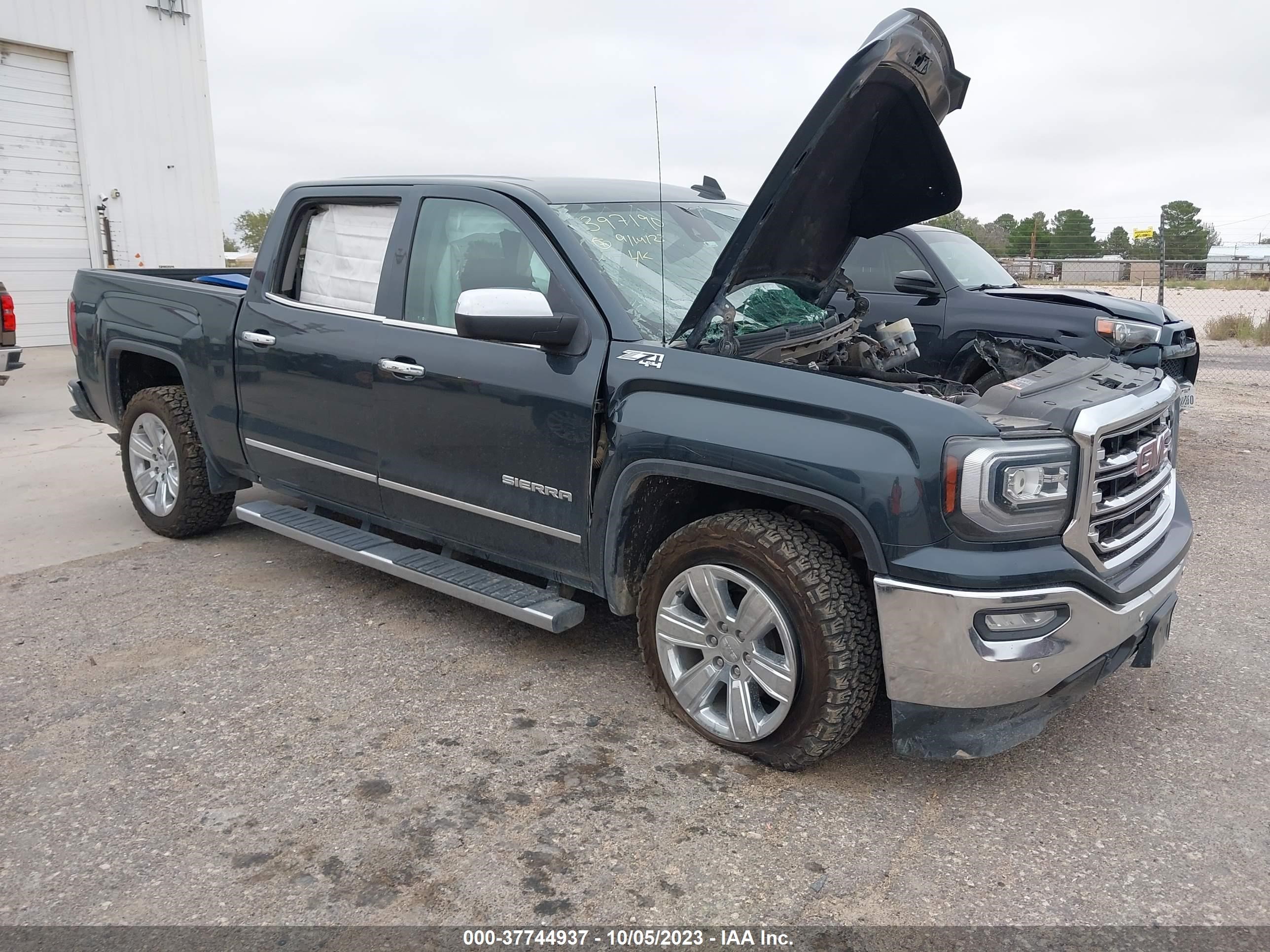 Photo 13 VIN: 3GTU2NEC2JG452637 - GMC SIERRA 