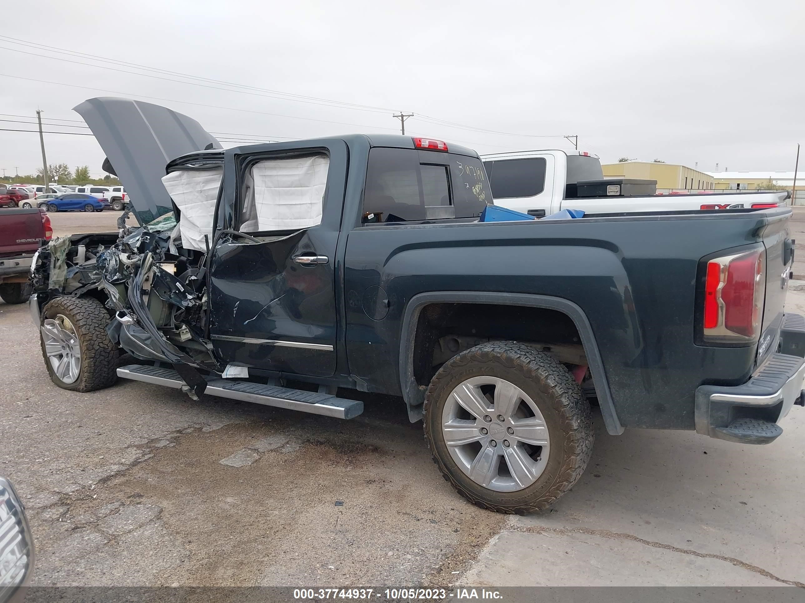 Photo 14 VIN: 3GTU2NEC2JG452637 - GMC SIERRA 