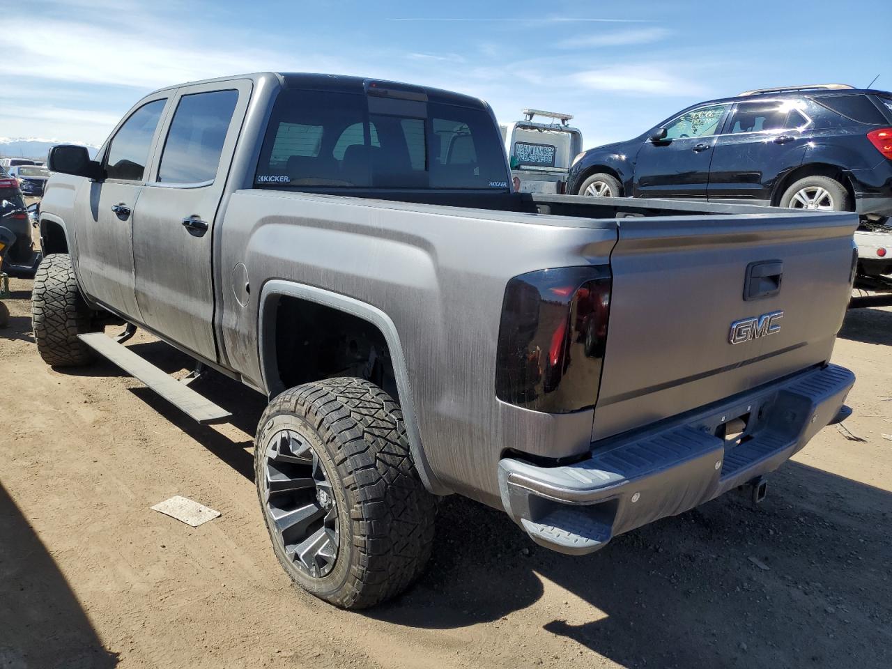 Photo 1 VIN: 3GTU2NEC2JG592753 - GMC SIERRA 