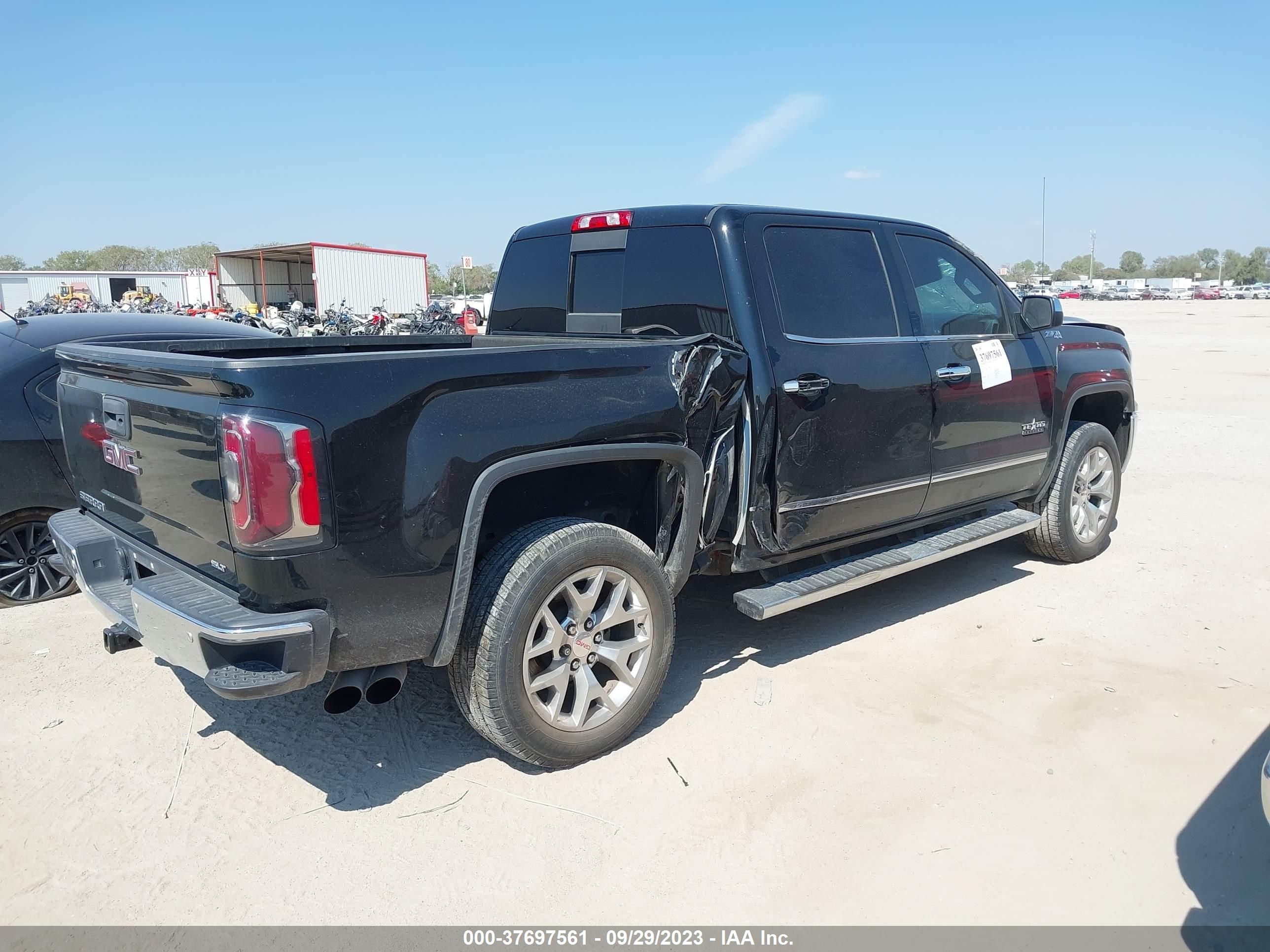 Photo 3 VIN: 3GTU2NEC3JG201996 - GMC SIERRA 