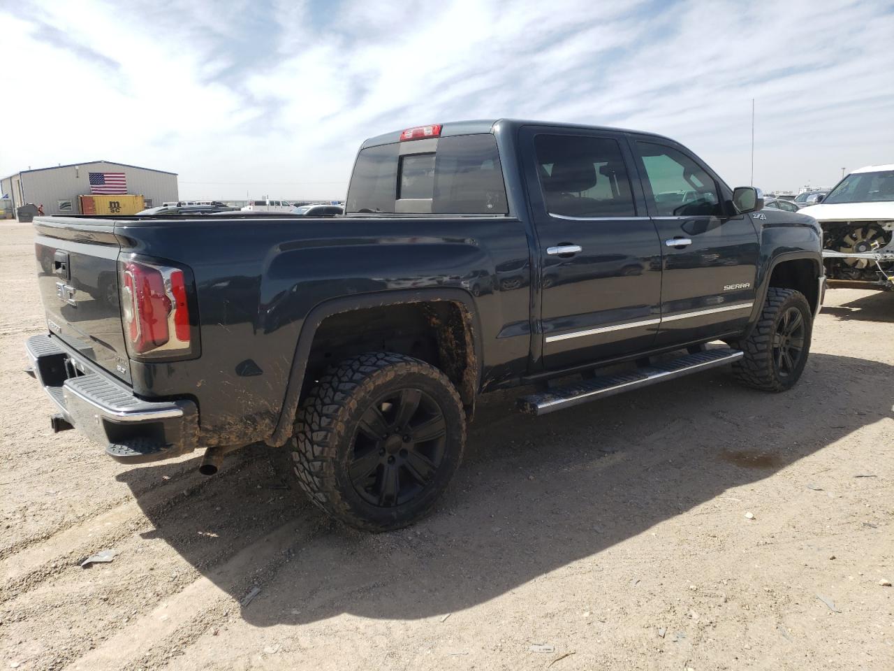 Photo 2 VIN: 3GTU2NEC3JG363790 - GMC SIERRA 