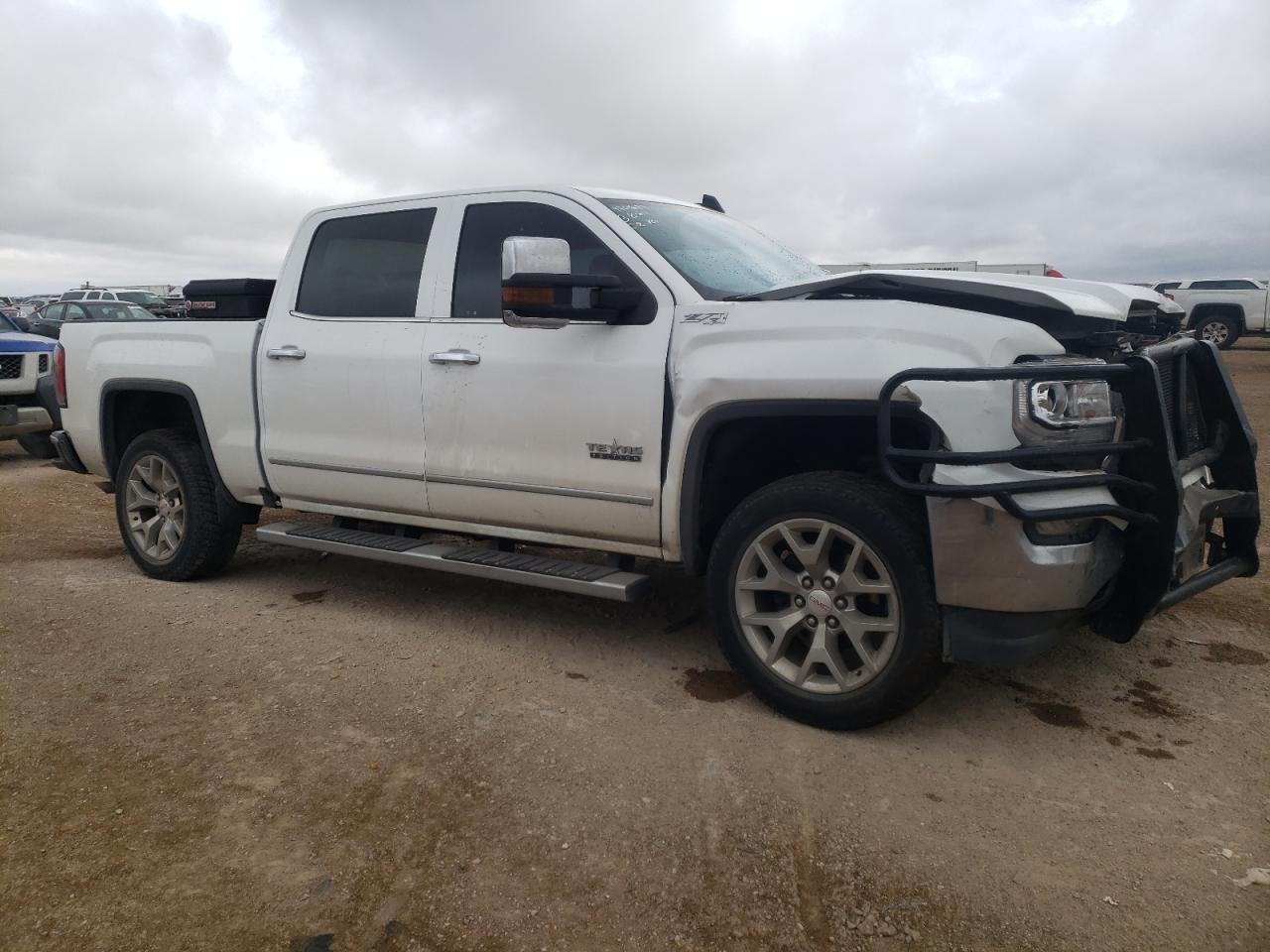 Photo 3 VIN: 3GTU2NEC5JG591161 - GMC SIERRA 