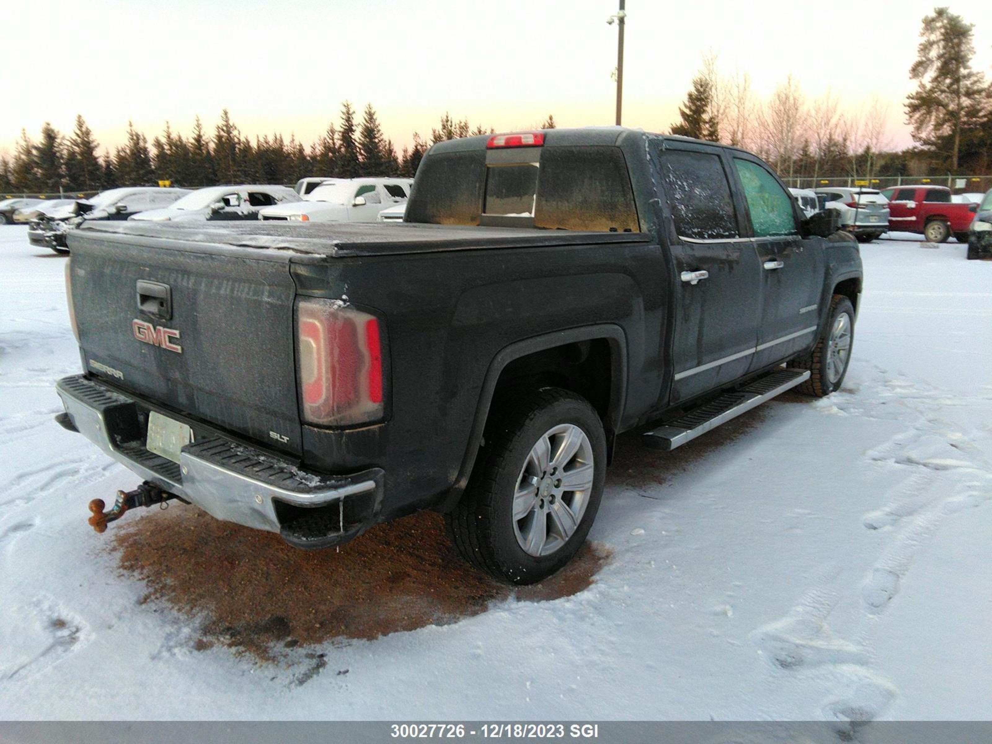 Photo 3 VIN: 3GTU2NEC6JG564468 - GMC SIERRA 