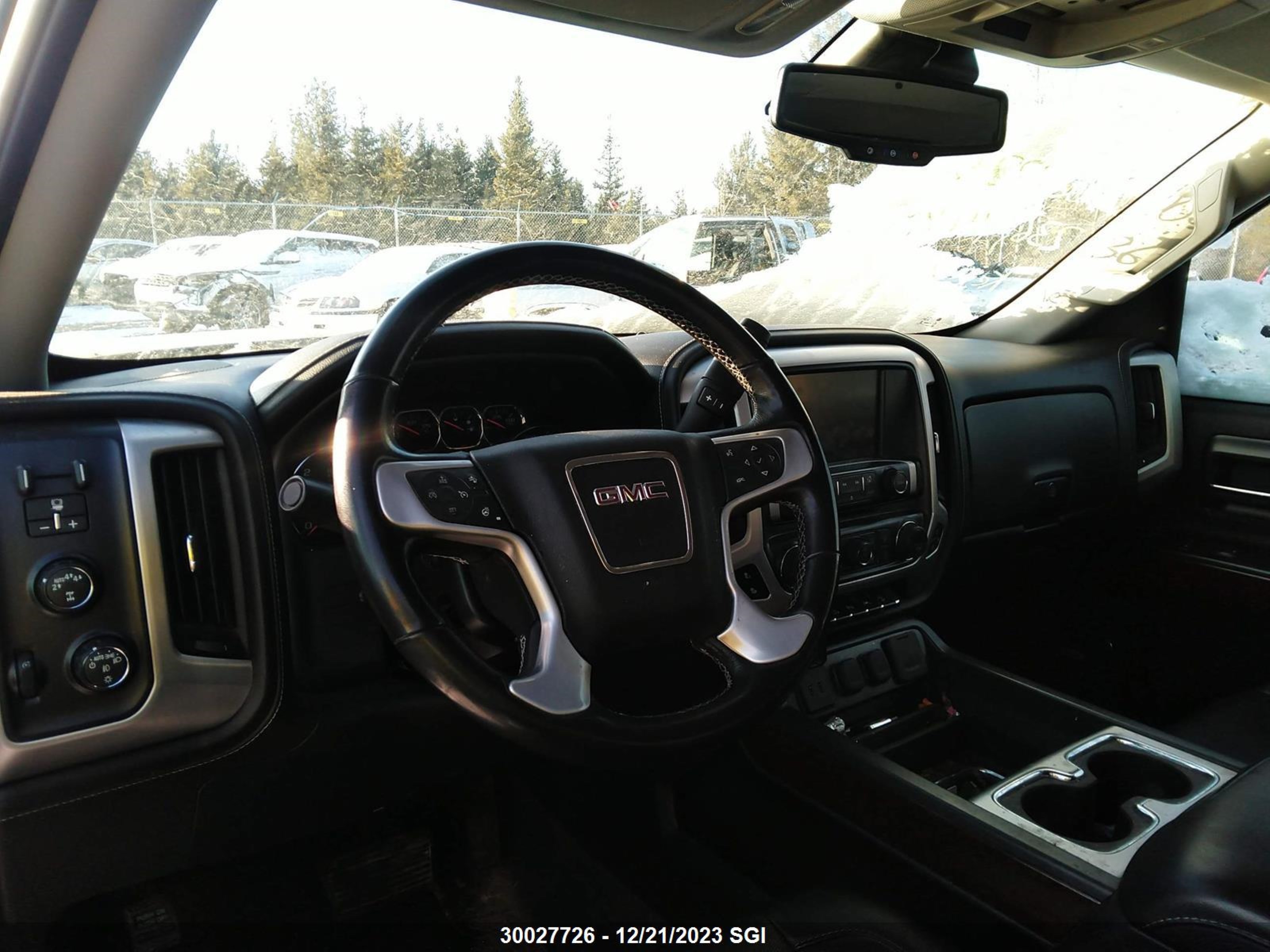 Photo 4 VIN: 3GTU2NEC6JG564468 - GMC SIERRA 