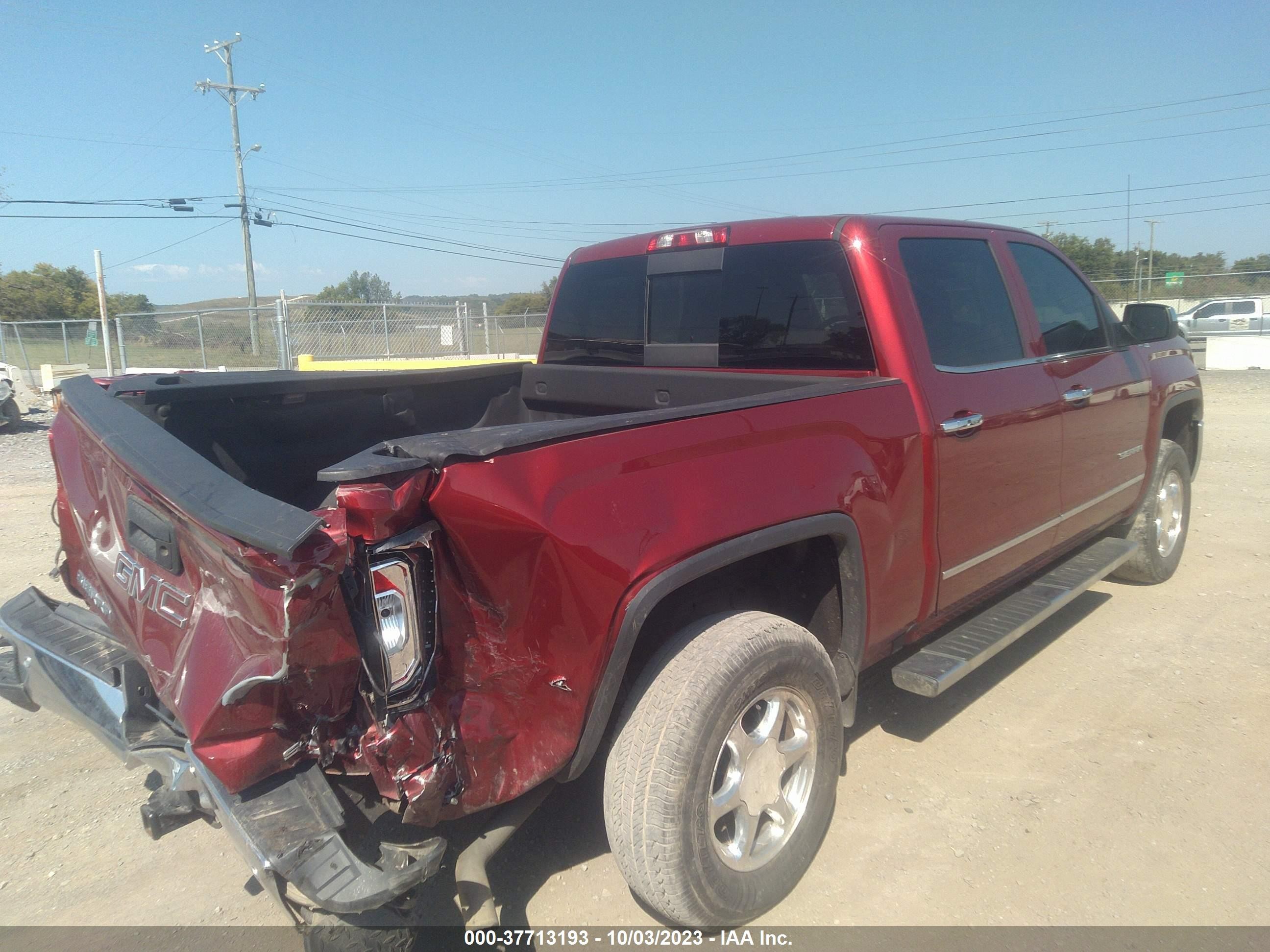 Photo 3 VIN: 3GTU2NEC9JG594774 - GMC SIERRA 