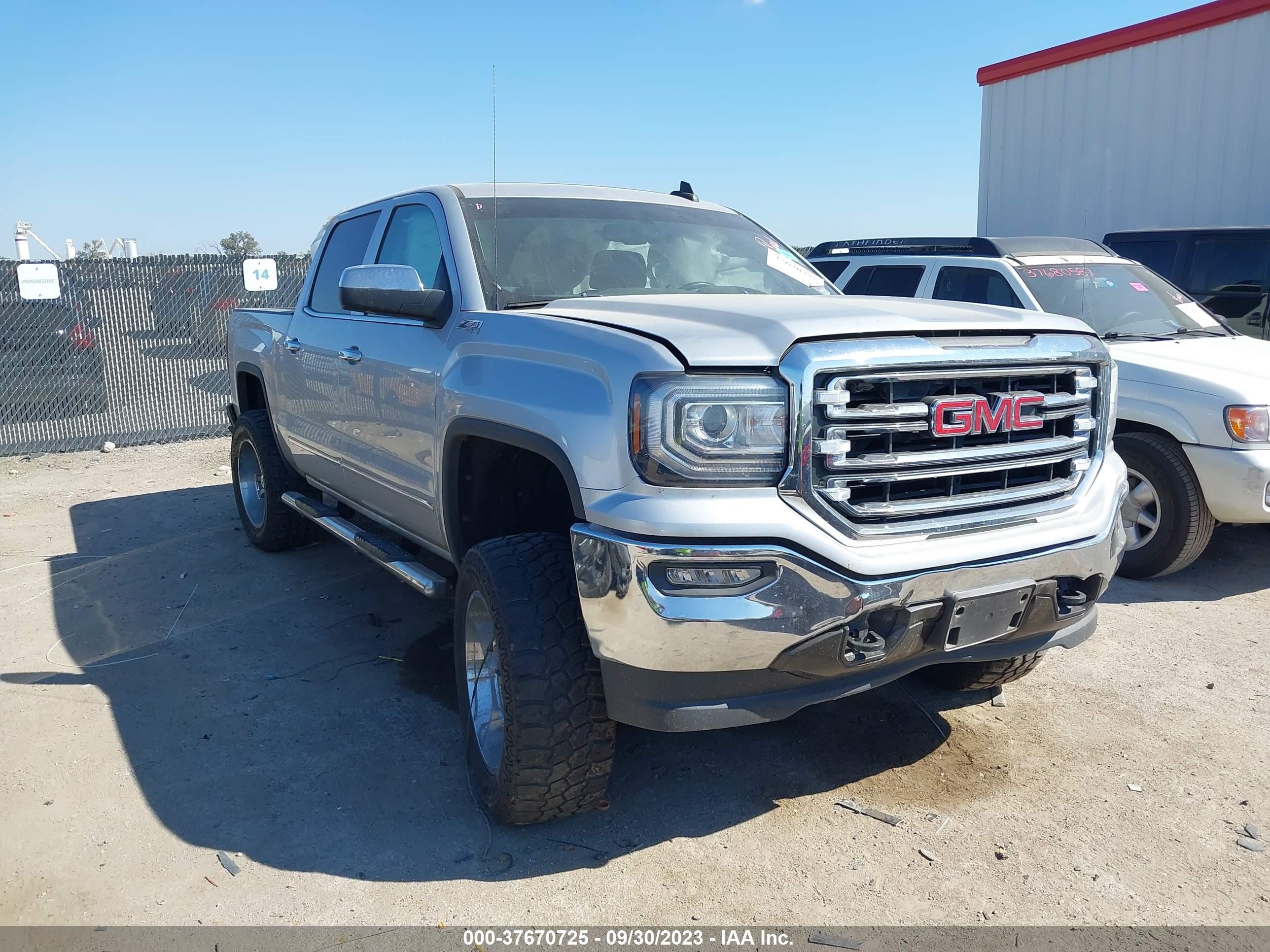 Photo 0 VIN: 3GTU2NECXJG495882 - GMC SIERRA 