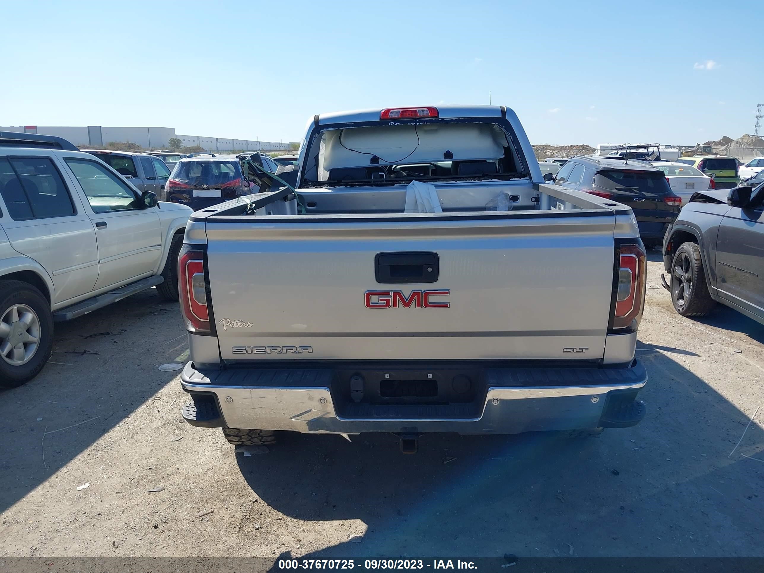 Photo 15 VIN: 3GTU2NECXJG495882 - GMC SIERRA 